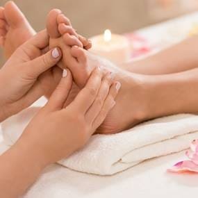 Pedų ir blauzdų masažas