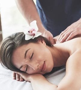 Kombinuotas klasikinis galvos, kaklo, pečių juostos ir nugaros masažas