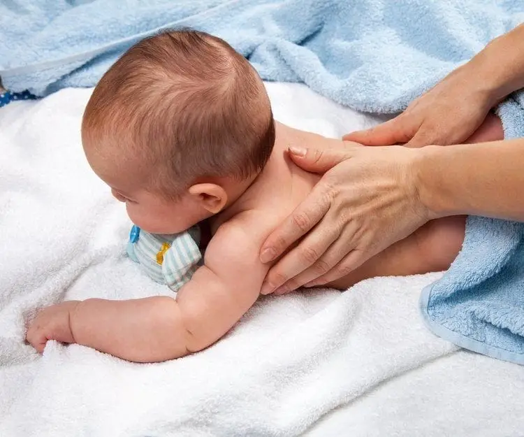Kūdikio masažas su mankštomis (iki 1 metų) - Image 2